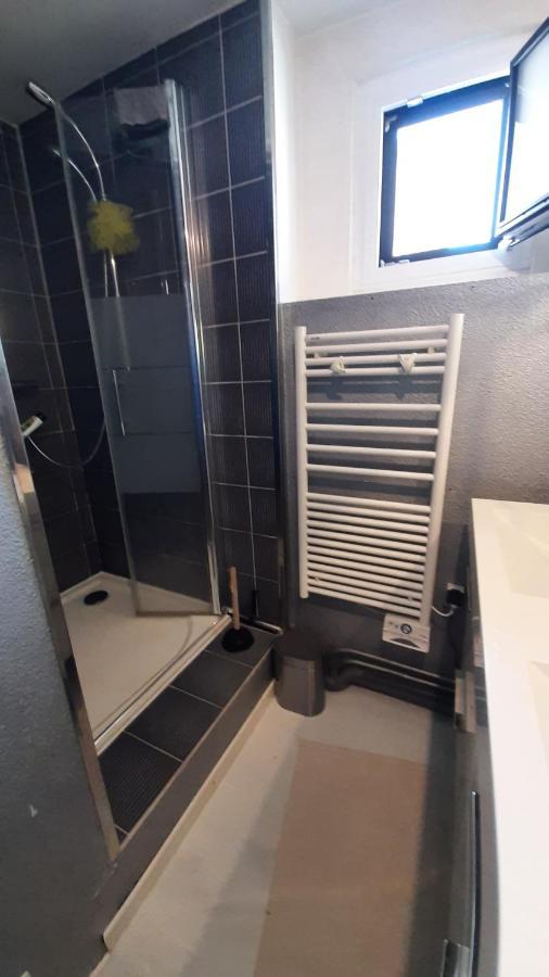 Agreable Maison De Village, Au Calme D'Une Impasse Aubiere Luaran gambar